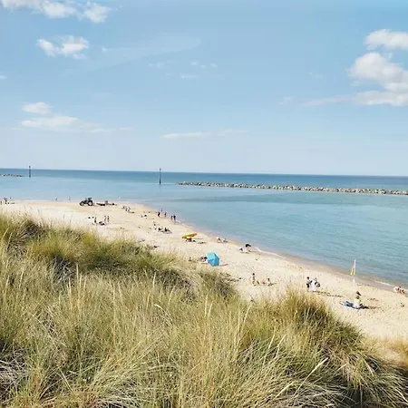 Dune Roamin': Sea Palling'S Treasure - Now With Tv Норвич Экстерьер фото
